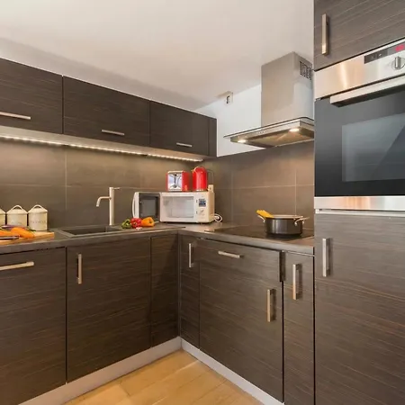 Apartman Grand Roc B22 From Slopes 260m, View, Parking & Wifi - Happy Chamonix