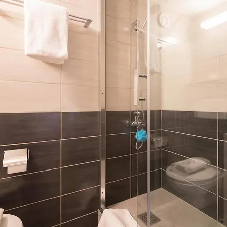 Apartman Grand Roc B22 From Slopes 260m, View, Parking & Wifi - Happy *