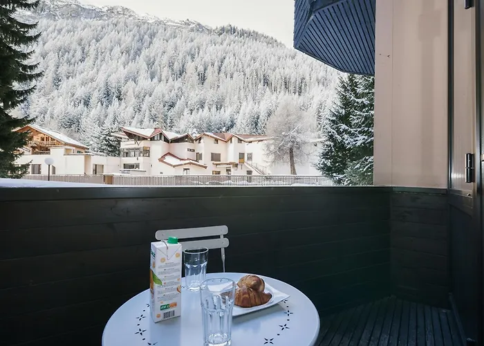 Grand Roc - Bruyeres 022 - Happy Chamonix